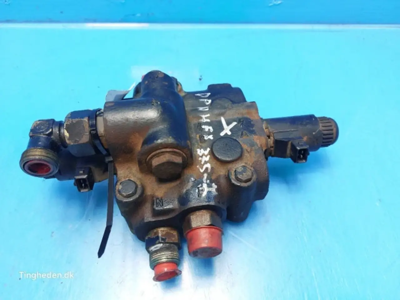 Billede 14 - New Holland FX38 Hydraulikventil 9831828