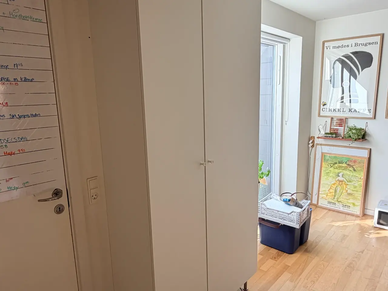 Billede 5 - Fint Ikea skab