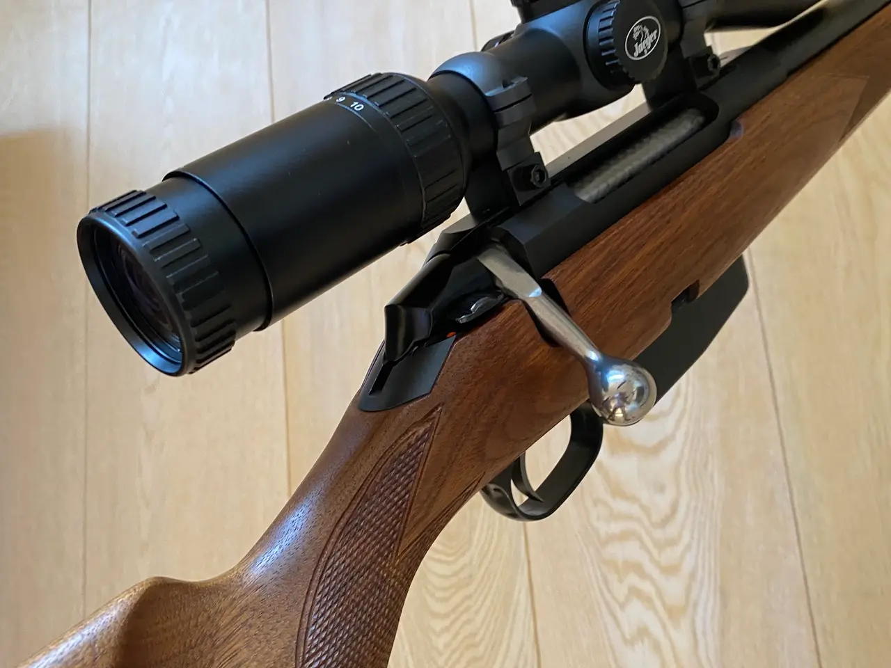 Billede 5 - Tikka 690 Lux 6,5x55 med sigtekikkert
