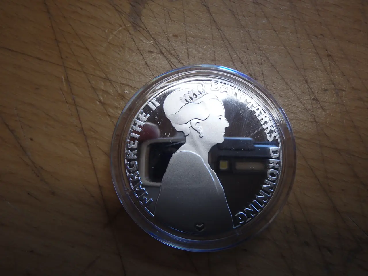 Billede 4 - Dr. Margrethes 50 års regeringsjub. 500 kr. i sølv