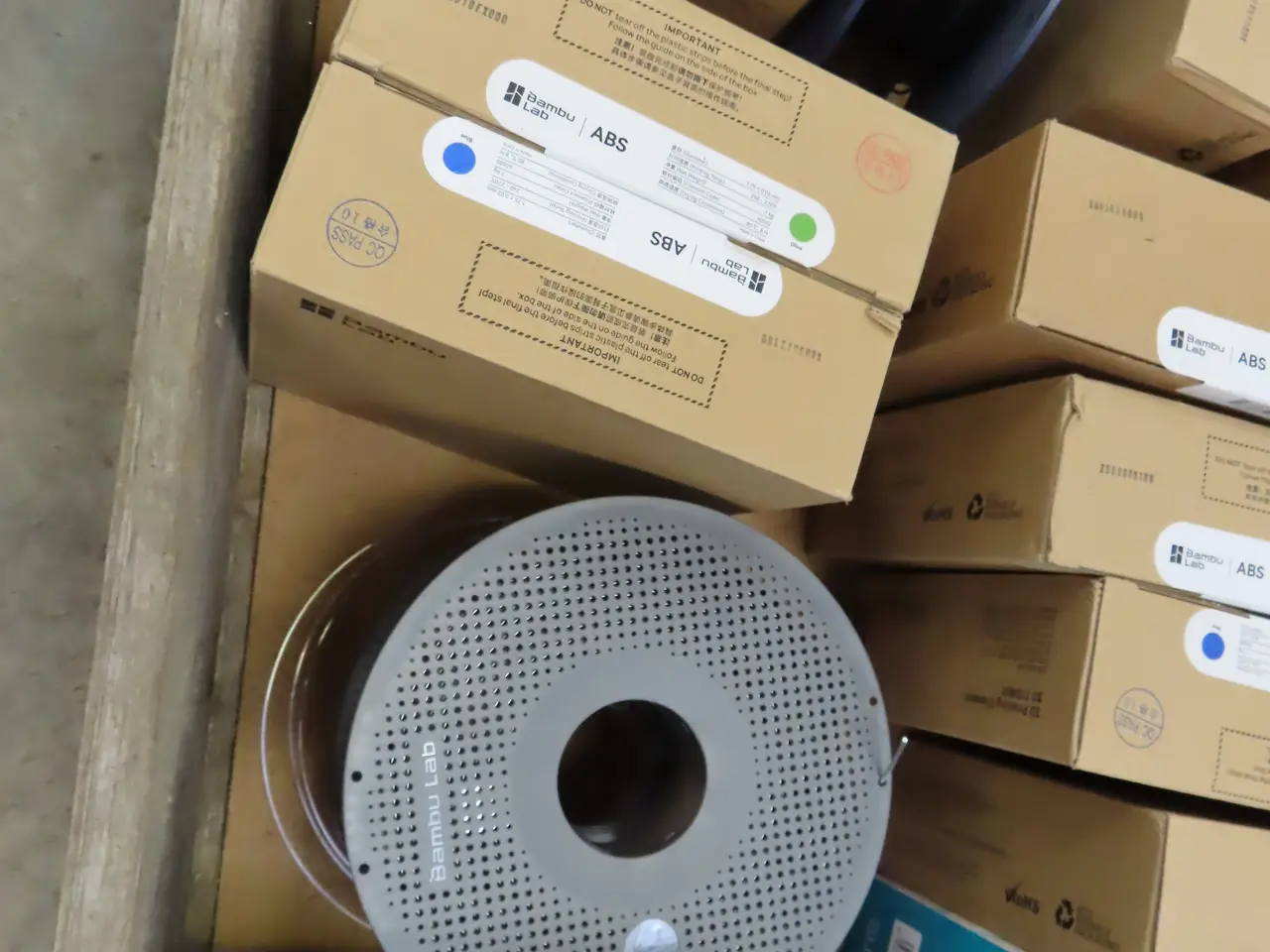 Billede 3 - Palle med div. varelager til 3D Printer BAMBU LAB ABS, SUNLU
