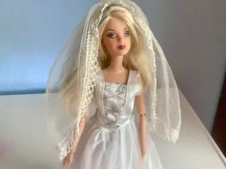 Brudeslør til Barbie.