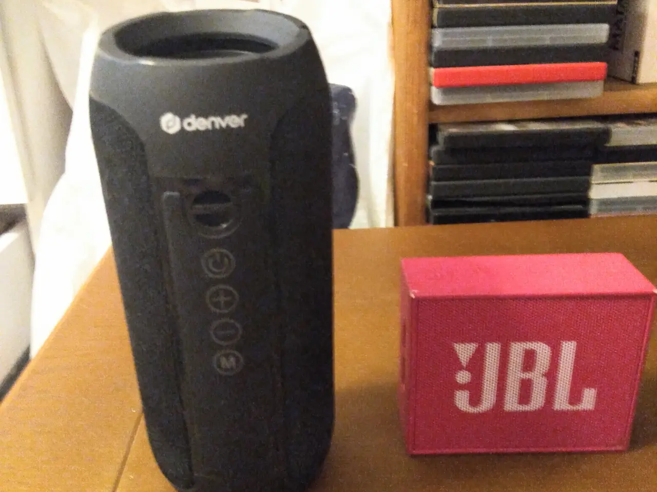 Billede 3 - Bluetooth højttalere JBL og Denver 2 stk