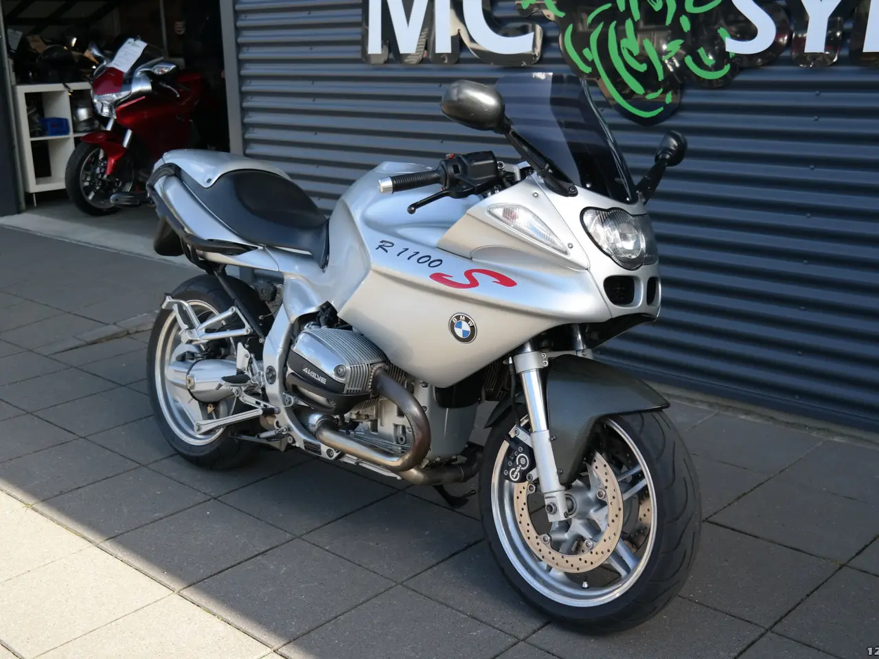 Billede 2 - BMW R 1100 S MC-SYD BYTTER GERNE