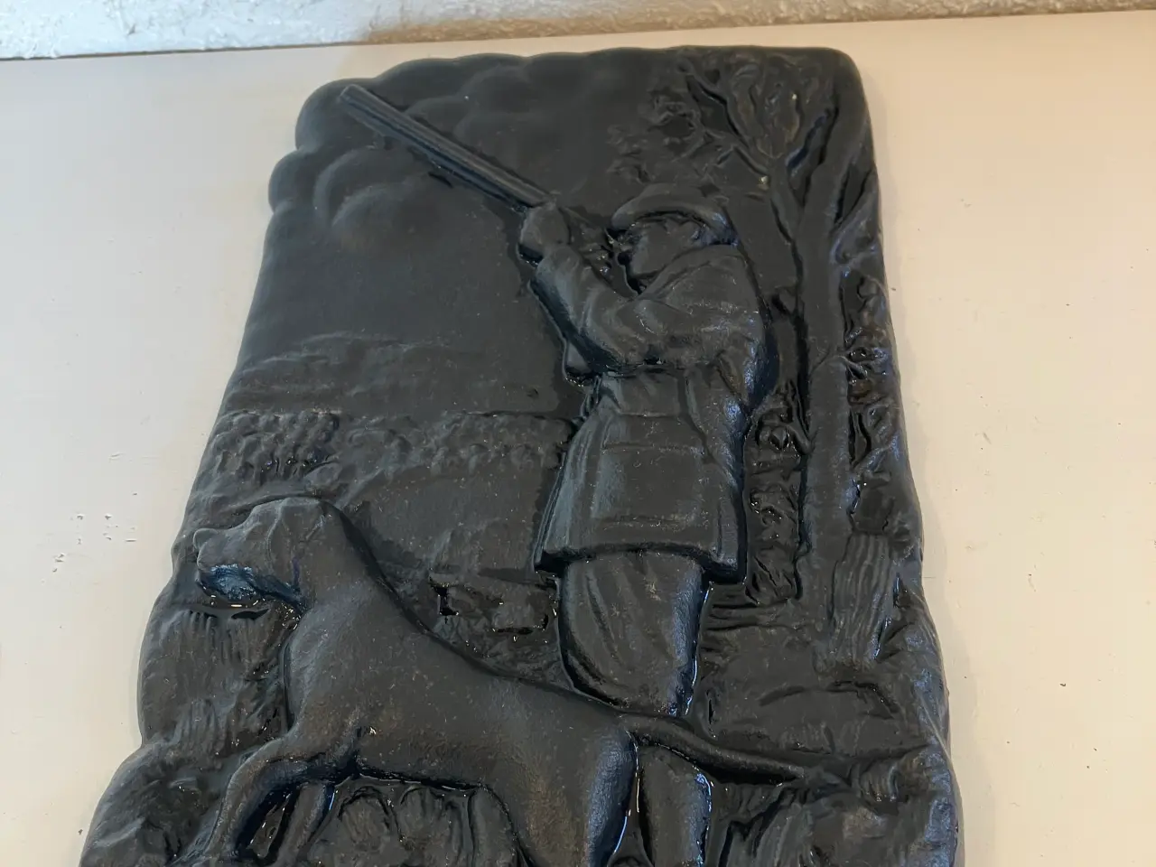 Billede 1 - Jæger med hund relief