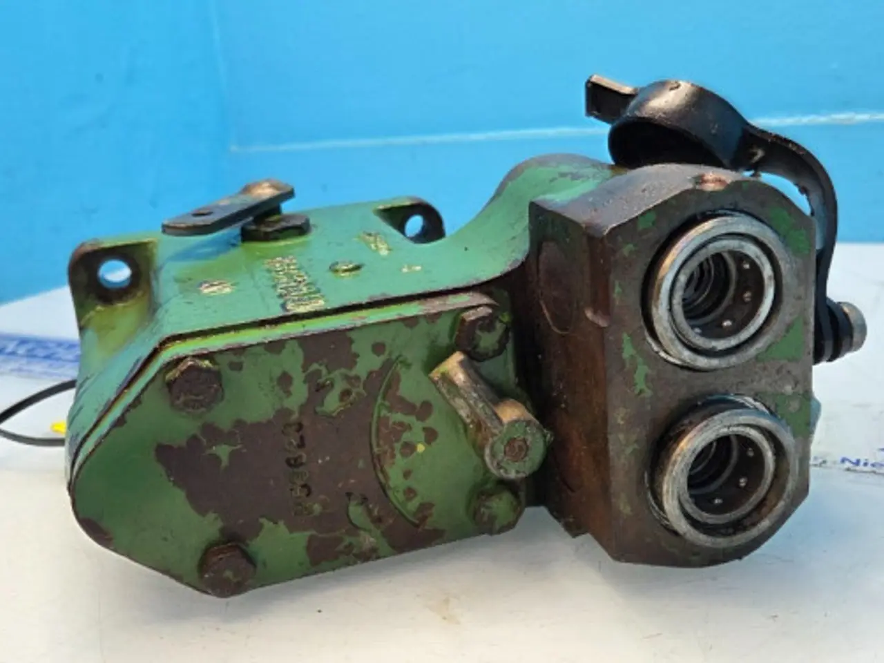 Billede 7 - John Deere 4040 Ventil AR82561