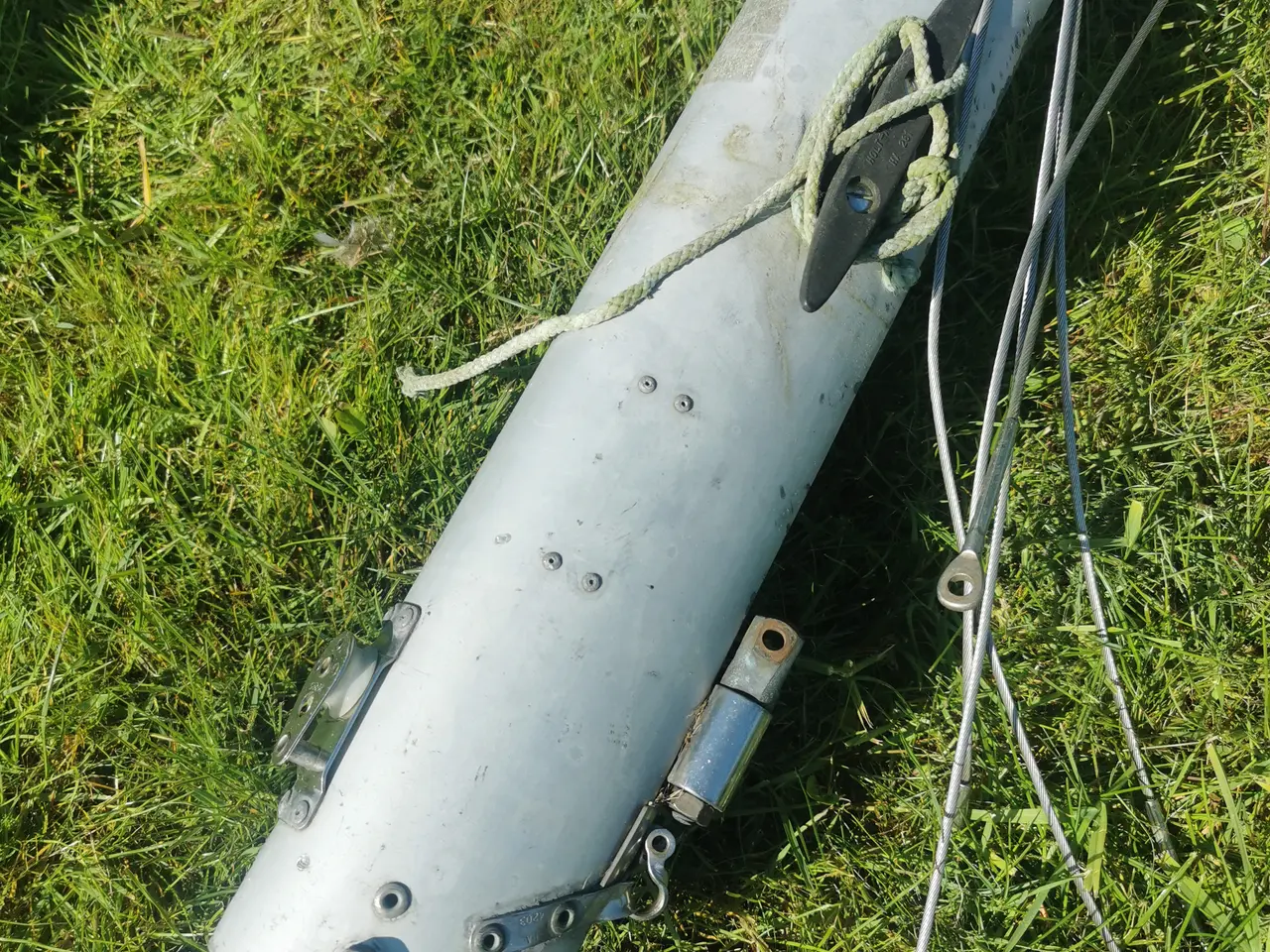 Billede 14 - Mast og bom til sejlbåd