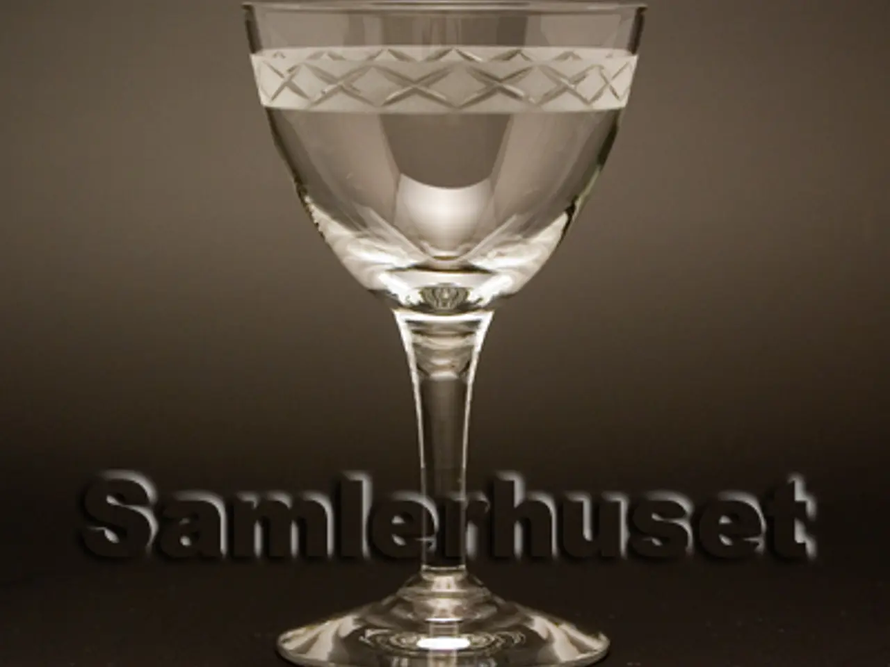 Billede 1 - Ejby Rødvinsglas. H:130 mm.