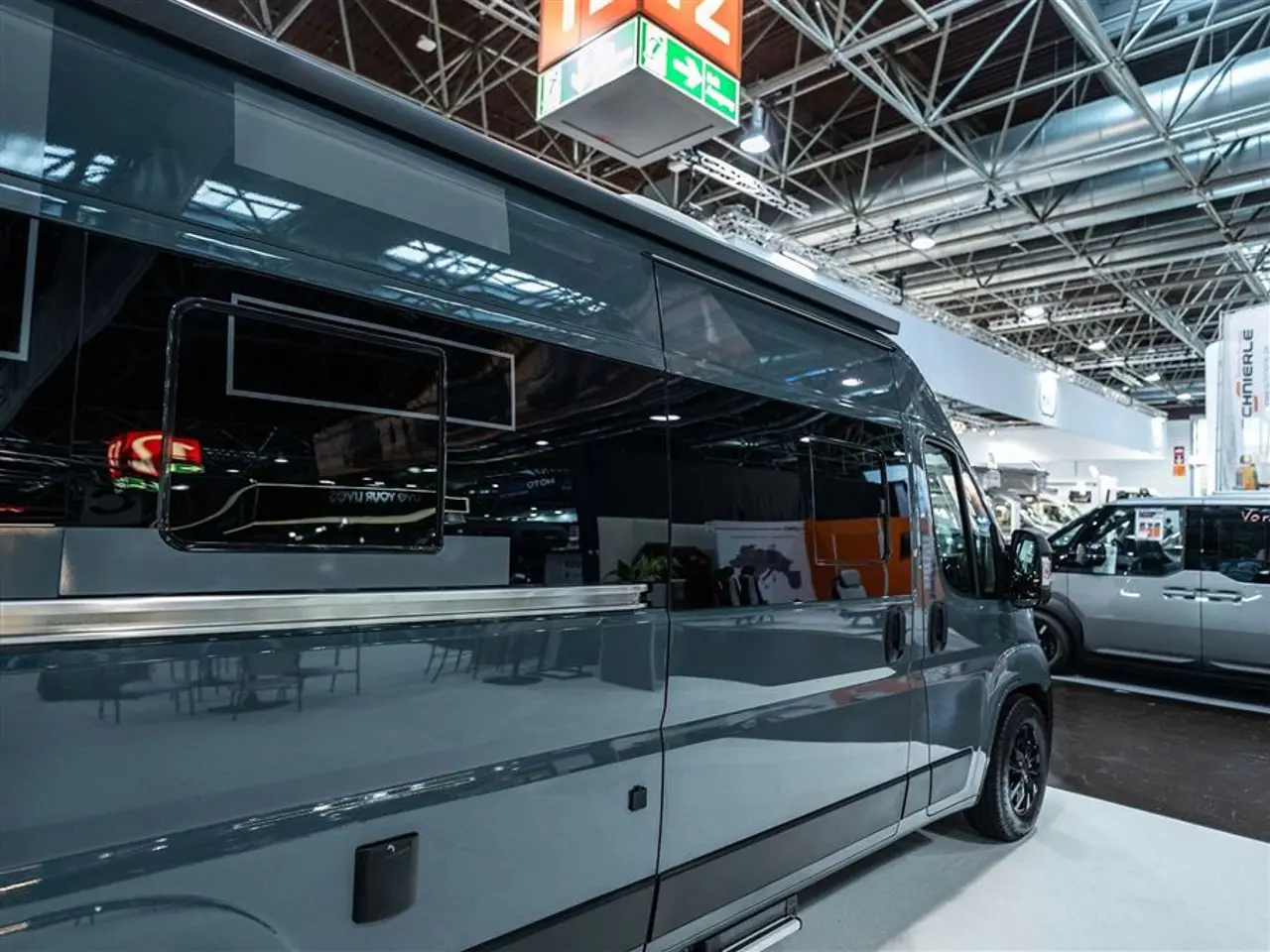 Billede 49 - 2027 - Nomade Nation Space S STEALTH VAN MED LOUNGE I SKANDINAVISK DESIGN