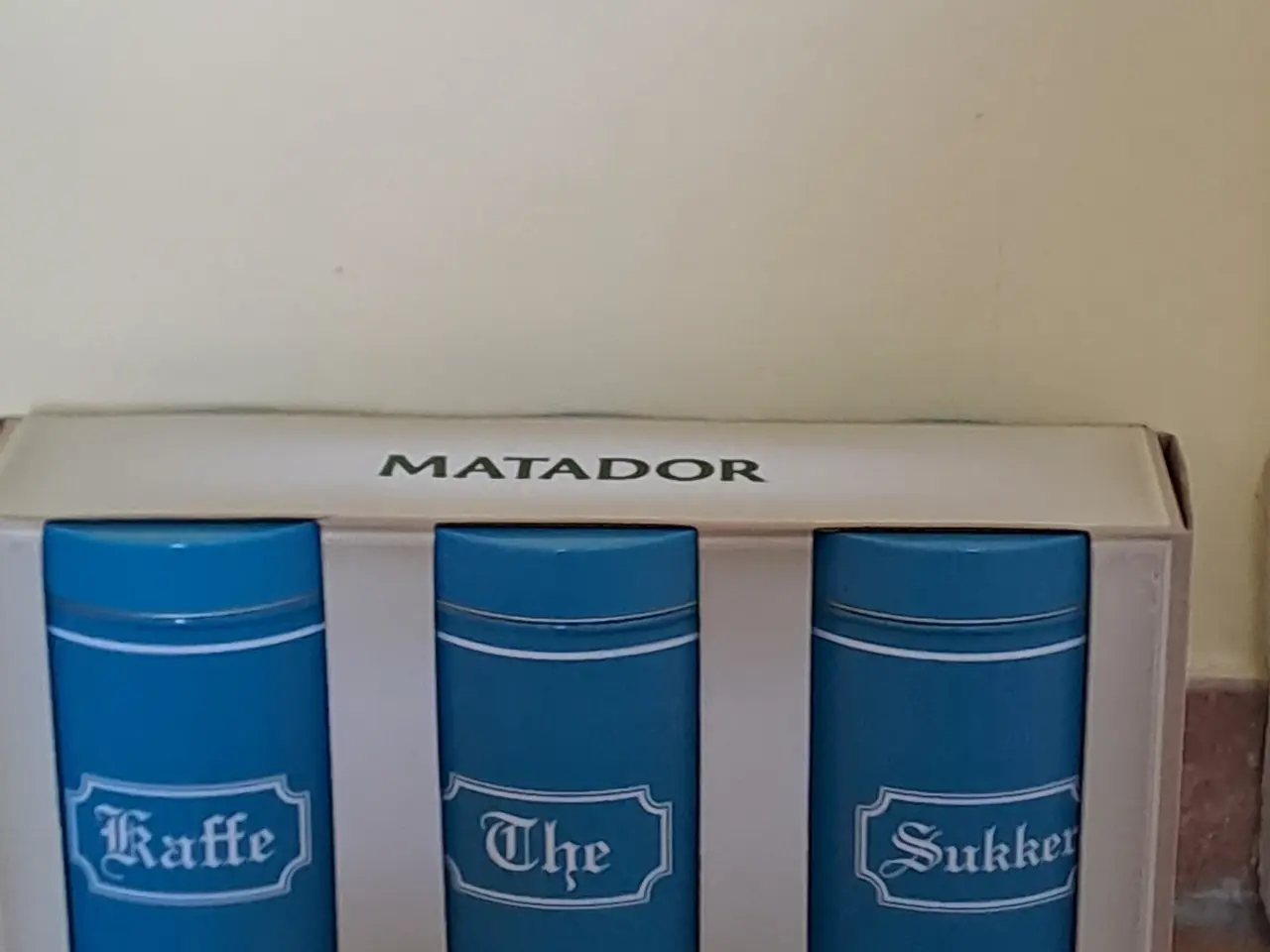 Billede 1 - Matador kaffe, te og sukker dåser