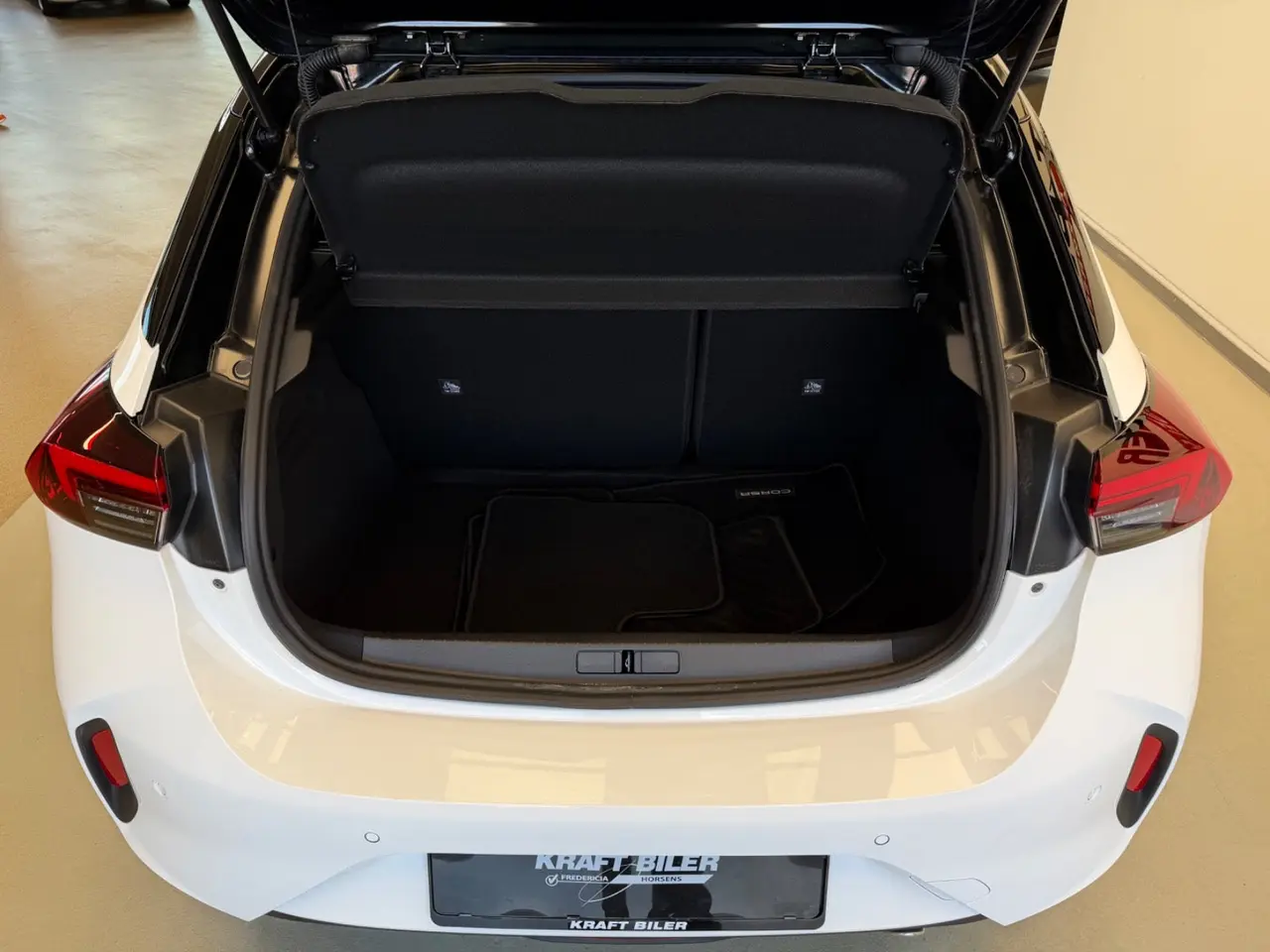 Billede 8 - Opel Corsa 1,2 T 100 Sport