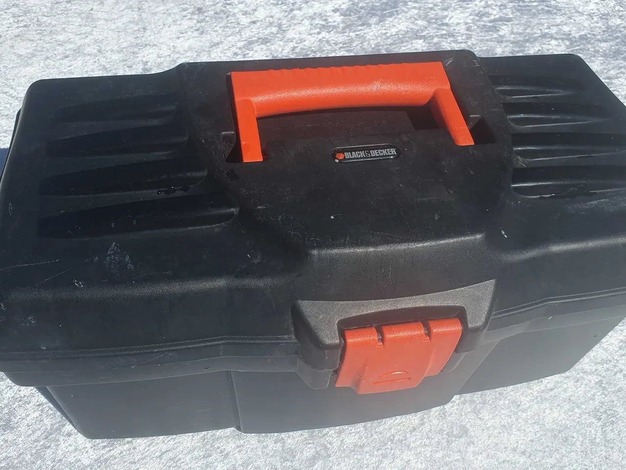 Billede 1 - BLACK & DECKER værktøjskasse