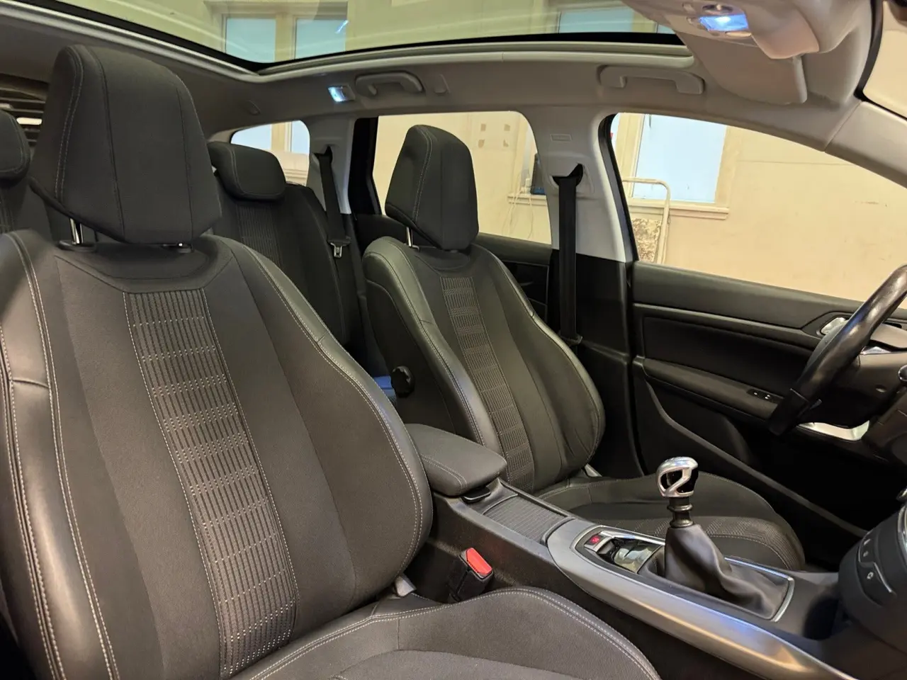 Billede 15 - Peugeot 308 1,6 BlueHDi 120 Selection Sky