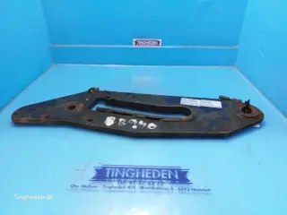 New Holland BB940 Oppakker Arm R. 84447597
