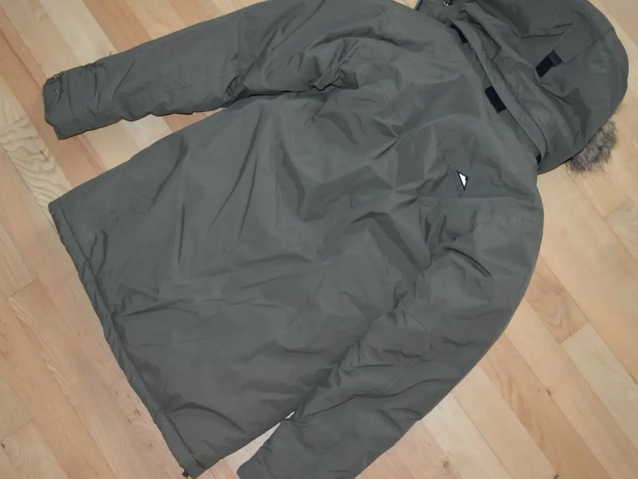 Billede 4 - JAKKE: McKinley PARKA i str. 36., som ny