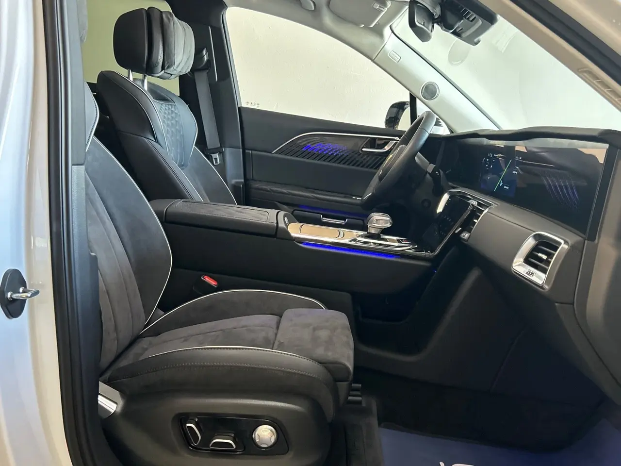 Billede 14 - Hongqi E-HS9 99 Premium