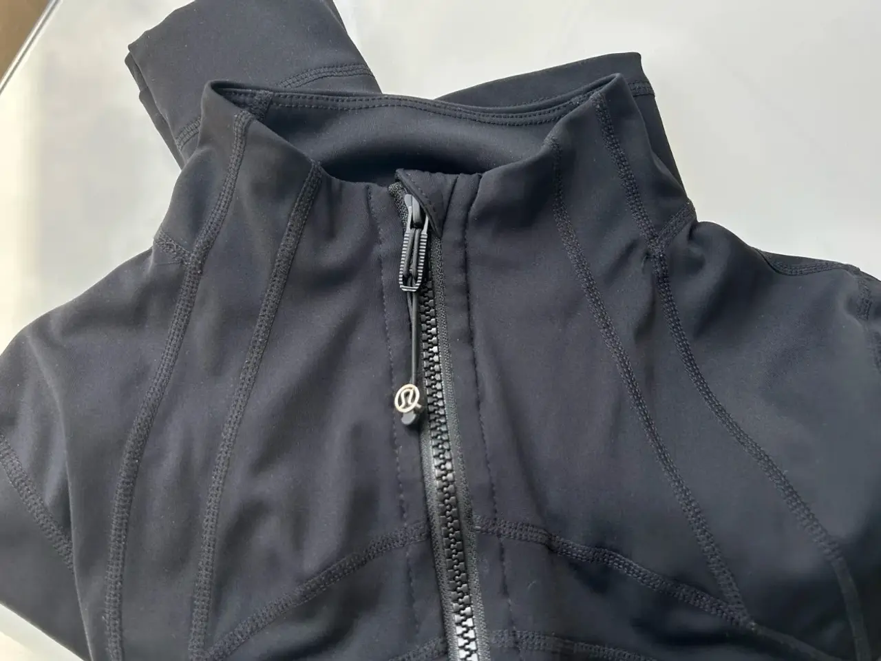 Billede 3 - Lululemon Jakke Sort
