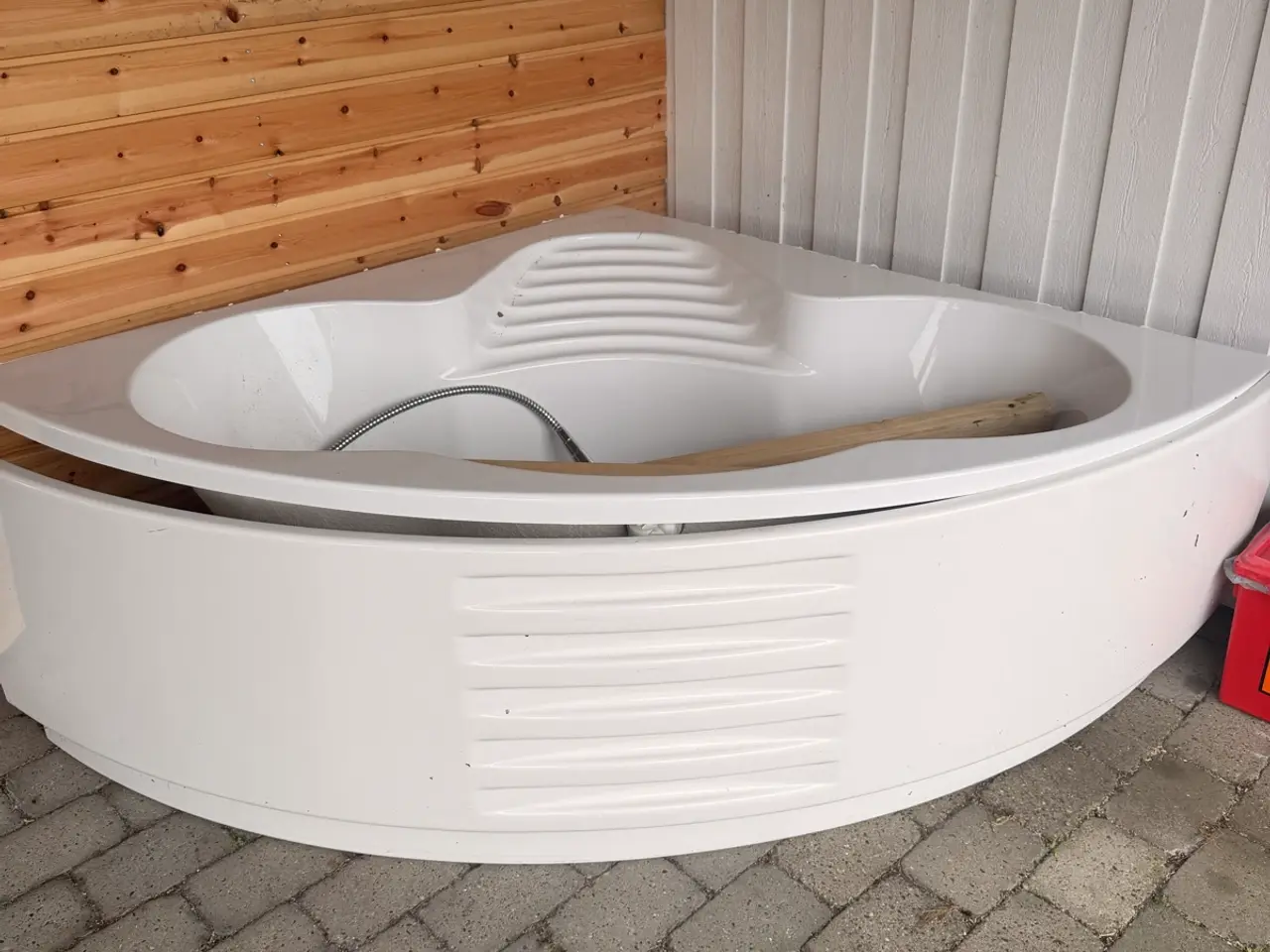 Billede 1 - Hjørne badekar 140x140cm