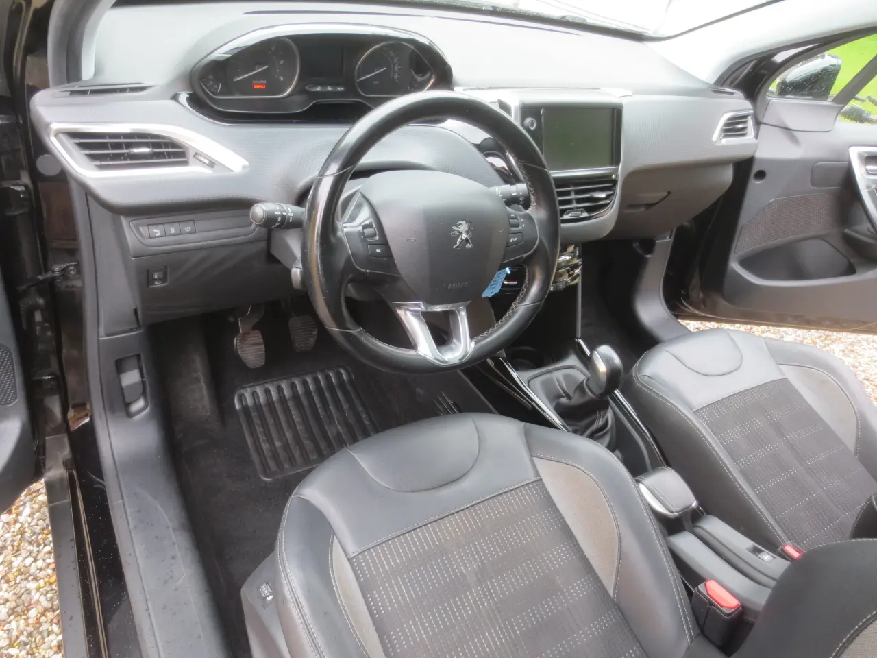 Billede 19 - Peugeot 2008 1.6 Blue HDi Årg 2017, Nysynet.