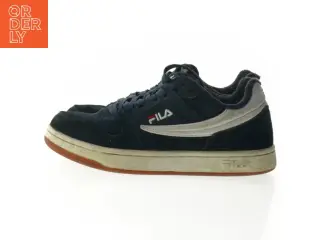 Sneakers fra Fila (str. 33)