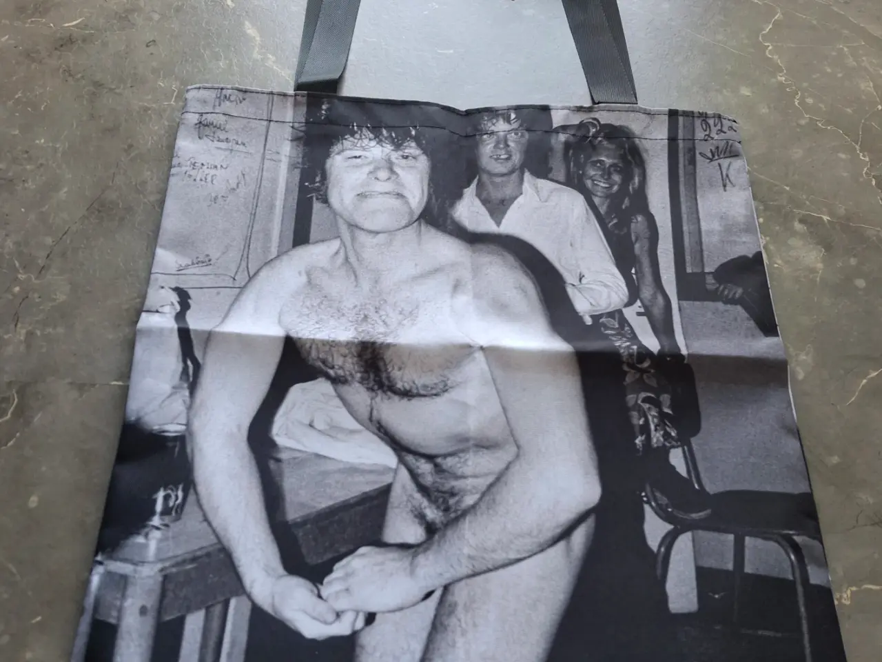 Billede 2 - Kim Larsen net og forklæde 