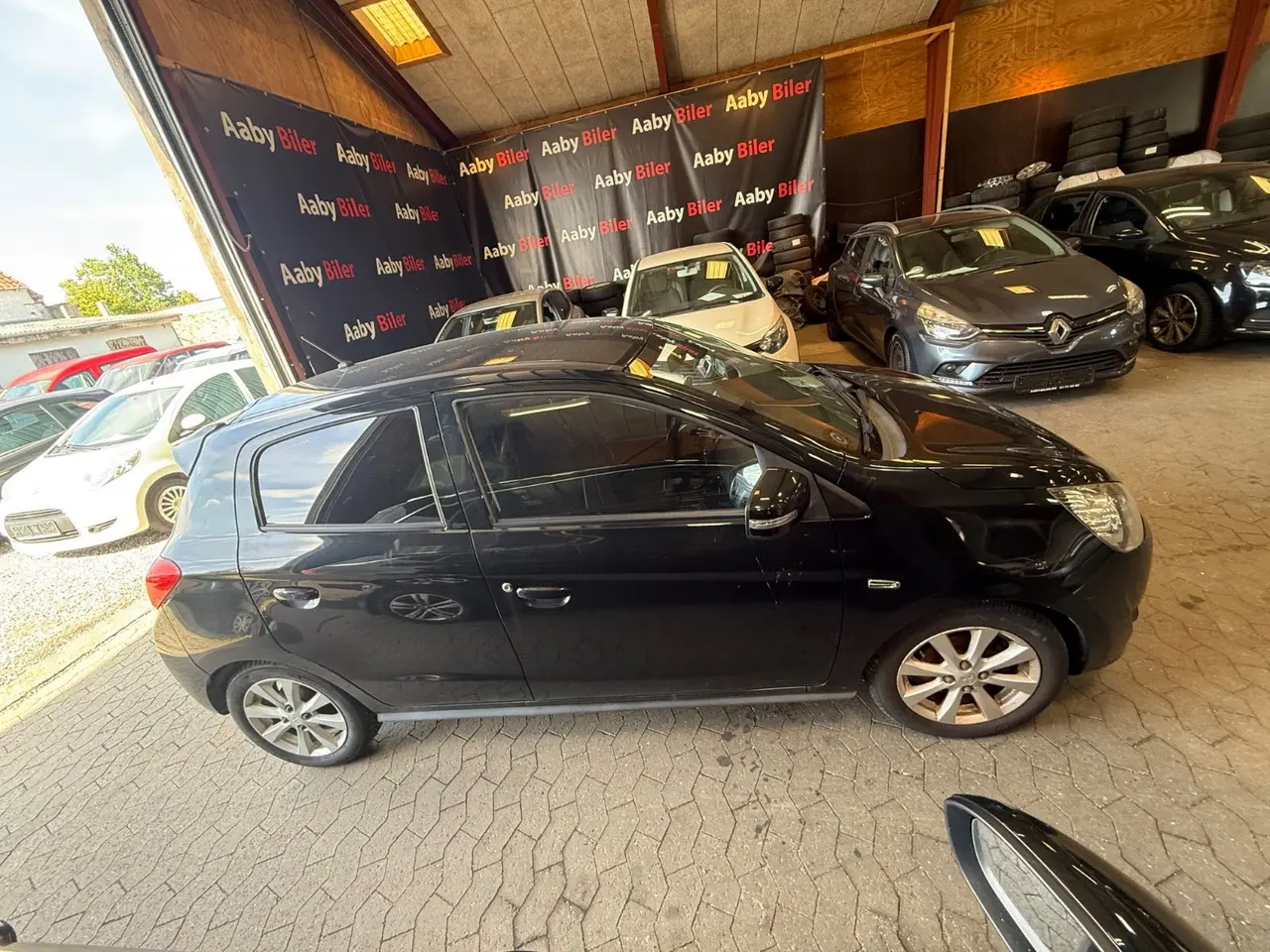 Billede 4 - Mitsubishi Space Star 1,2 Black & White