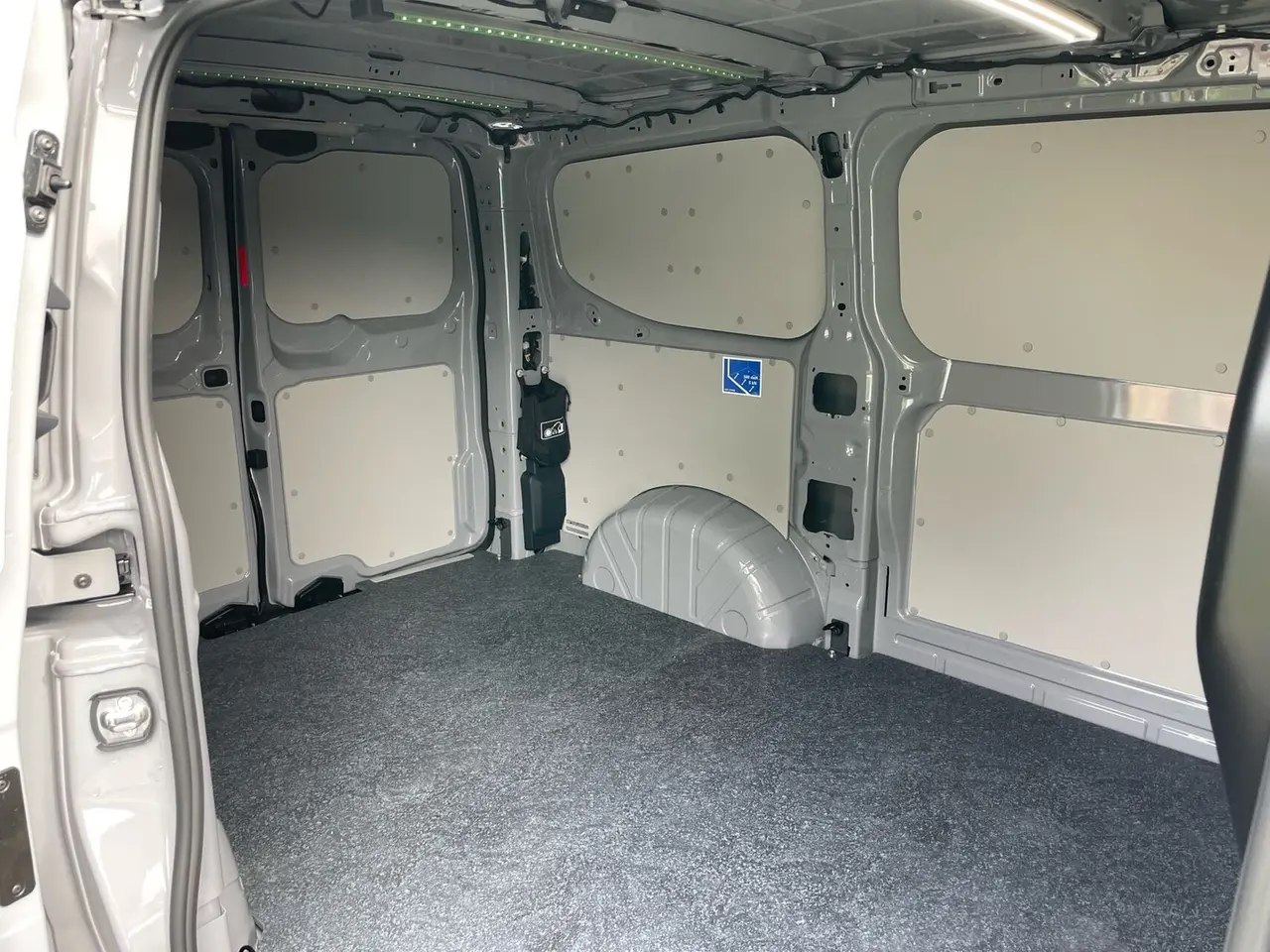 Billede 15 - Ford E-Transit Custom 320 L1 71 Limited