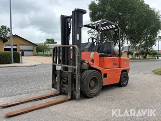 Truck Yale LP