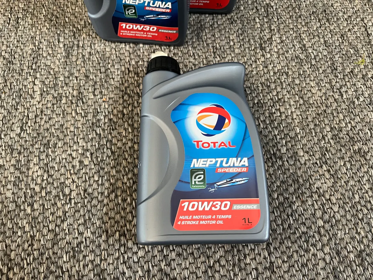 Billede 2 - motorolie til påhængsmotor Total Neptuna Speeder