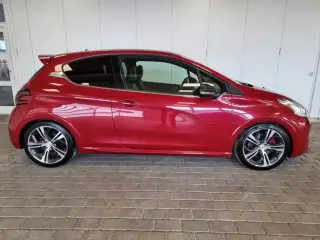 Peugeot 208 GTI