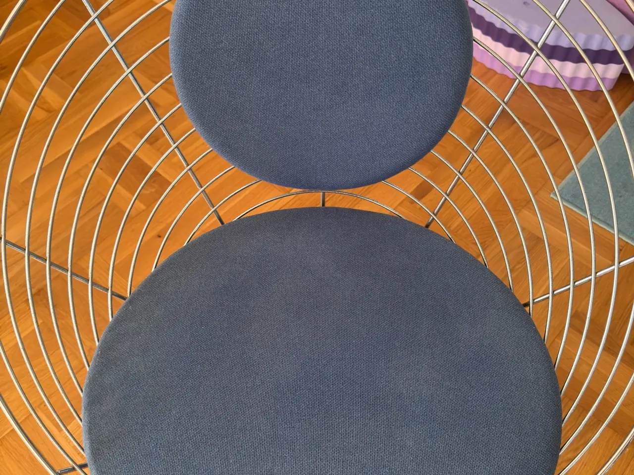 Billede 5 - Wire Cone Verner Panton sæt - bord og 2 stole