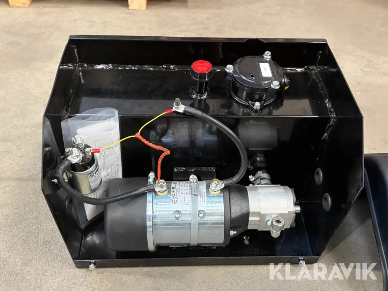 Billede 2 - Pumpestation 12V - 10,7 liters tank 1 styk