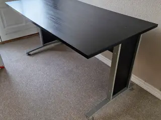 Skrivebord til bla. kontor
