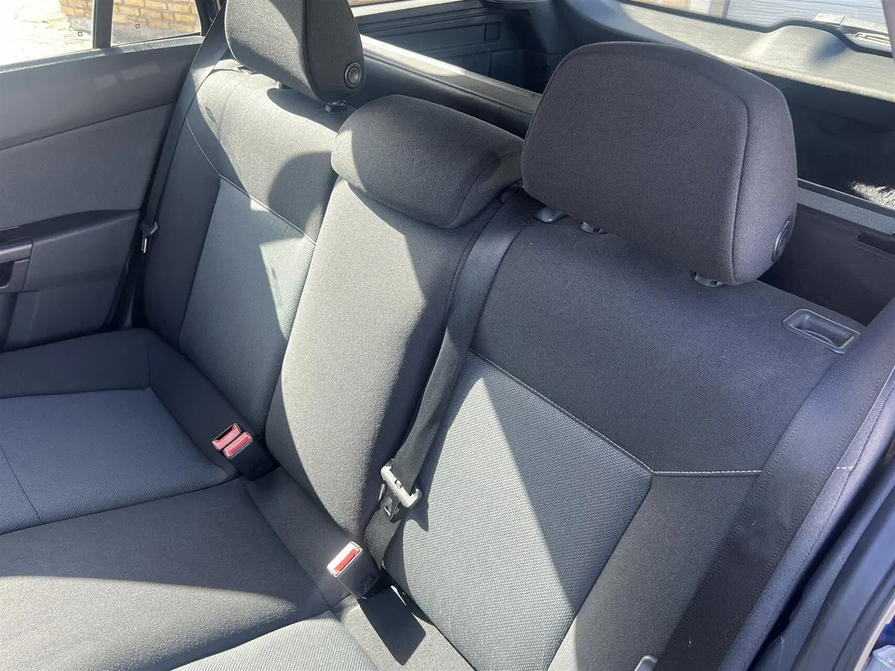 Billede 8 - Opel Astra 1,6 Twinport Limited 105HK 5d