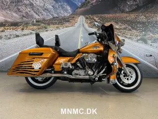 Harley-Davidson FLHRCI Road King Classic