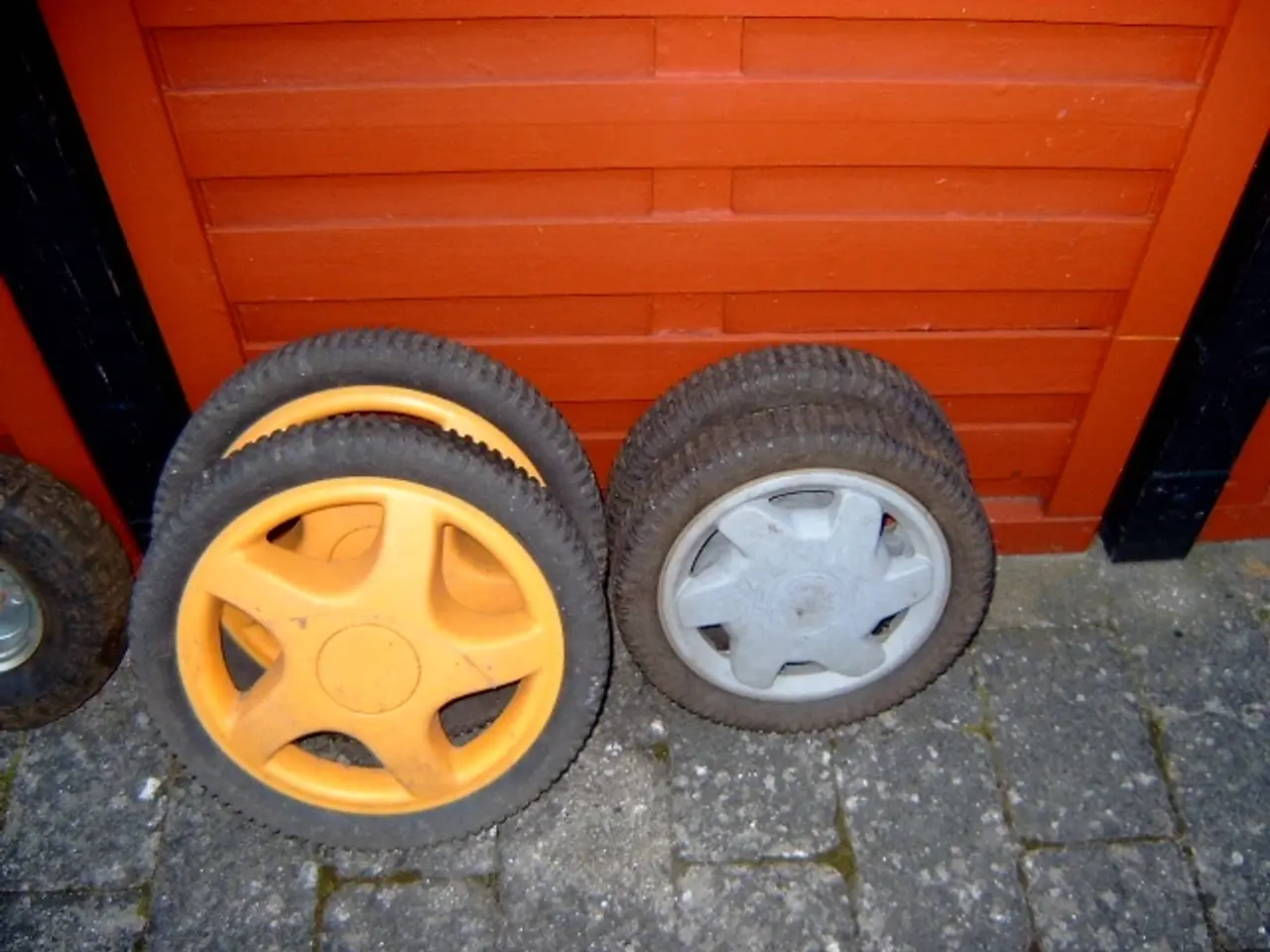 Billede 4 - Havetraktor-Plæneklipper hjul/dæk