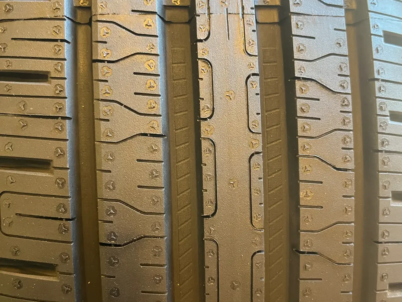 Billede 4 - Nye 215-55-18 Sommerdæk Goodyear.