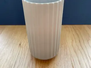 Lyngby Porcelæn vase