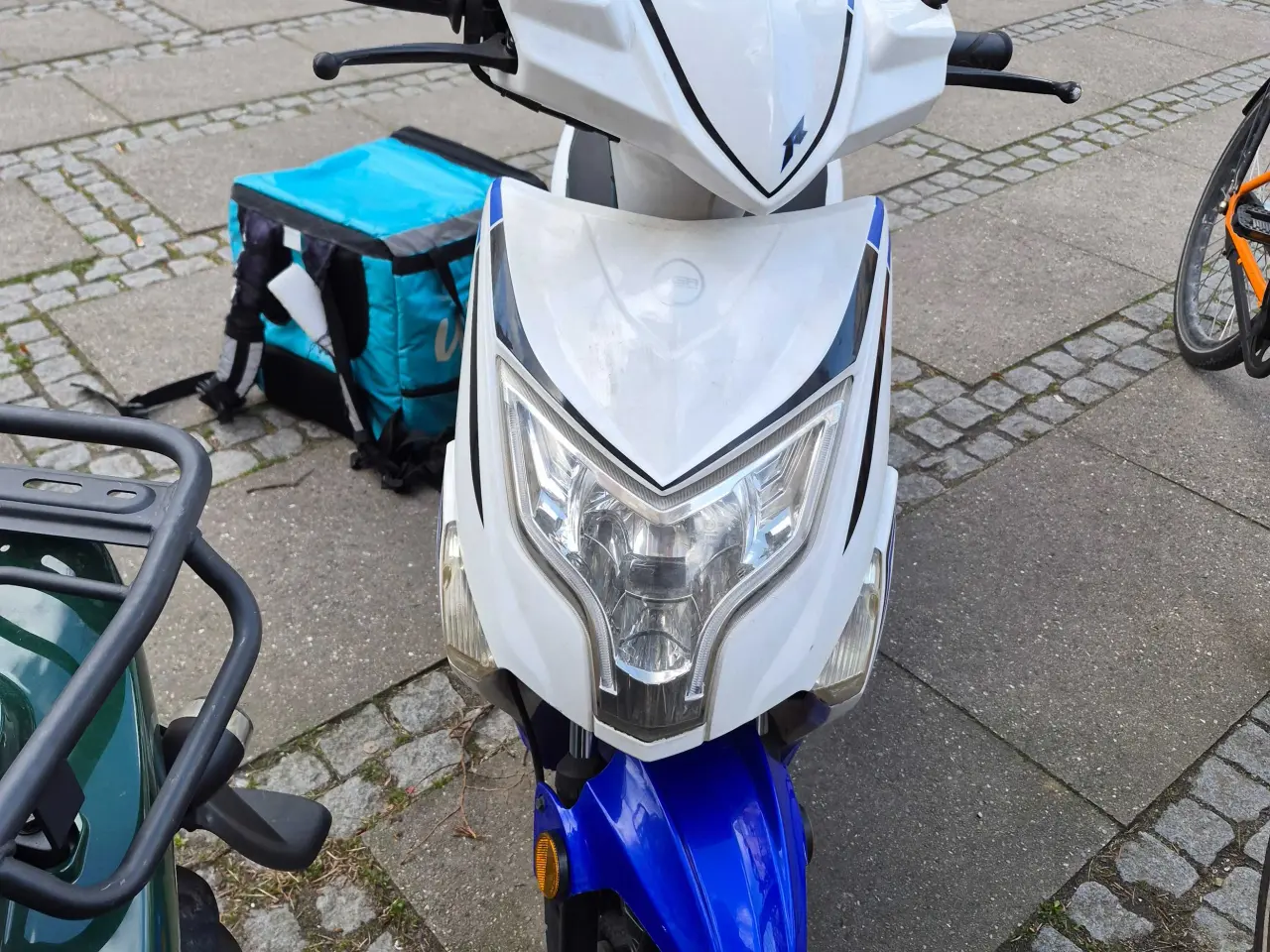 Billede 5 - I'm selling a VG scooter.