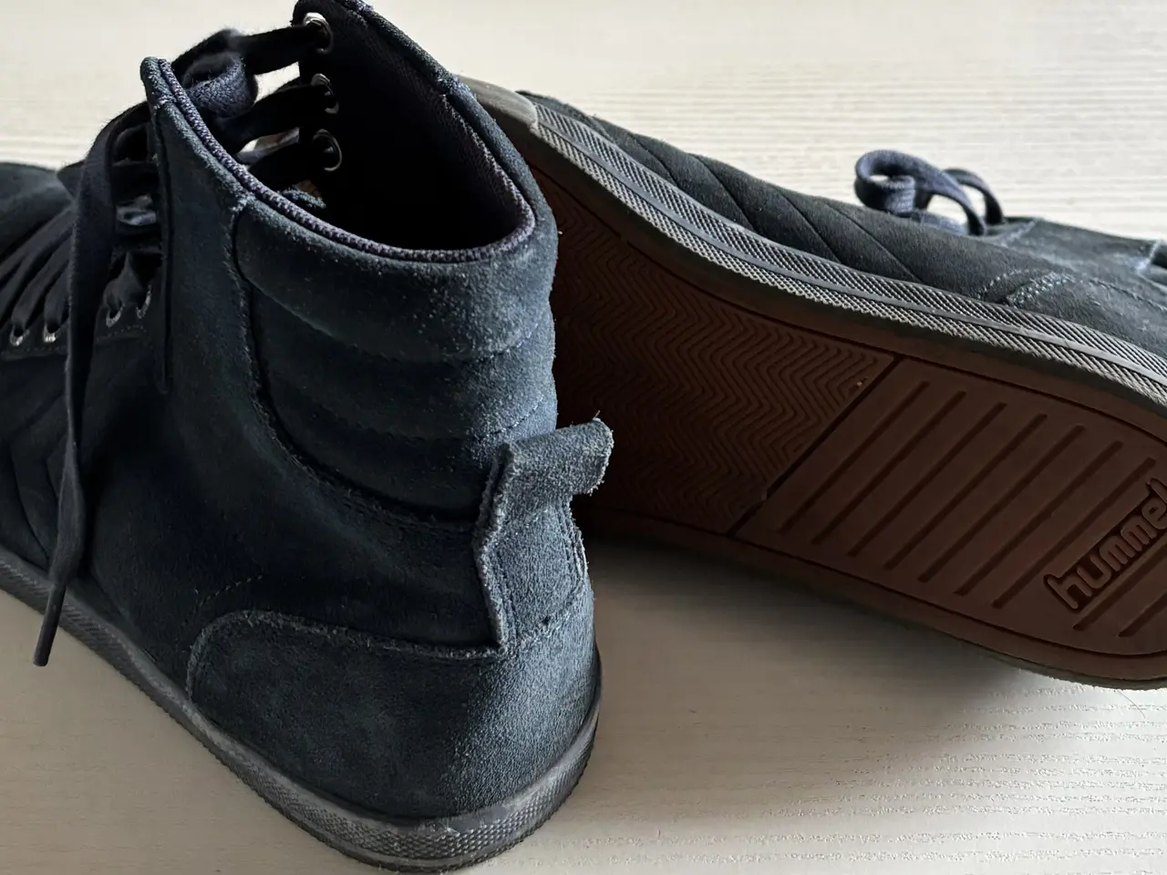 Billede 5 - Højskaftet sneakers HUMMEL str. 40
