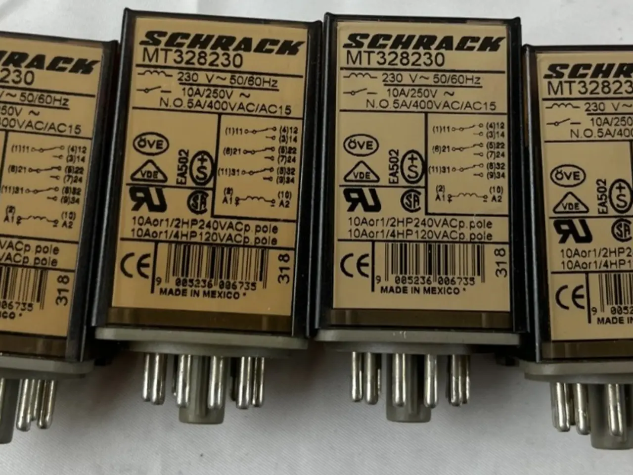 Billede 1 - Schrack MT328230 relæ 230V AC 10A 3CO Plug‑In Tyco