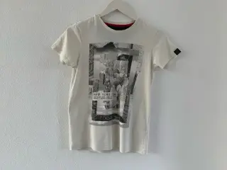 T-shirt str.152