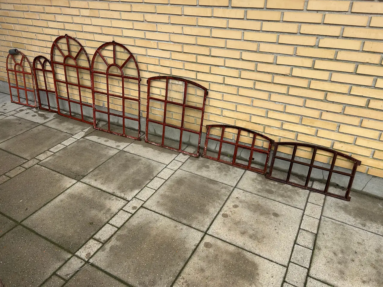Billede 1 - Staldvinduer 7 styk i alt