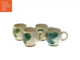 Keramik kopper med grønt motiv (str. 9x8 cm, 4 styk cm) fra Munk Holte