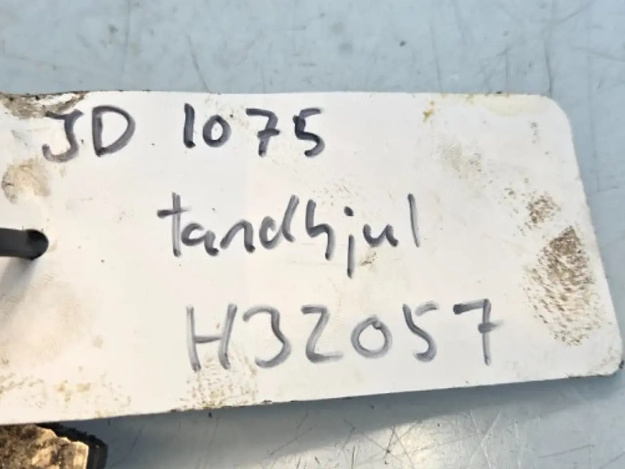 Billede 13 - John Deere 1075 Tandhjul H32057