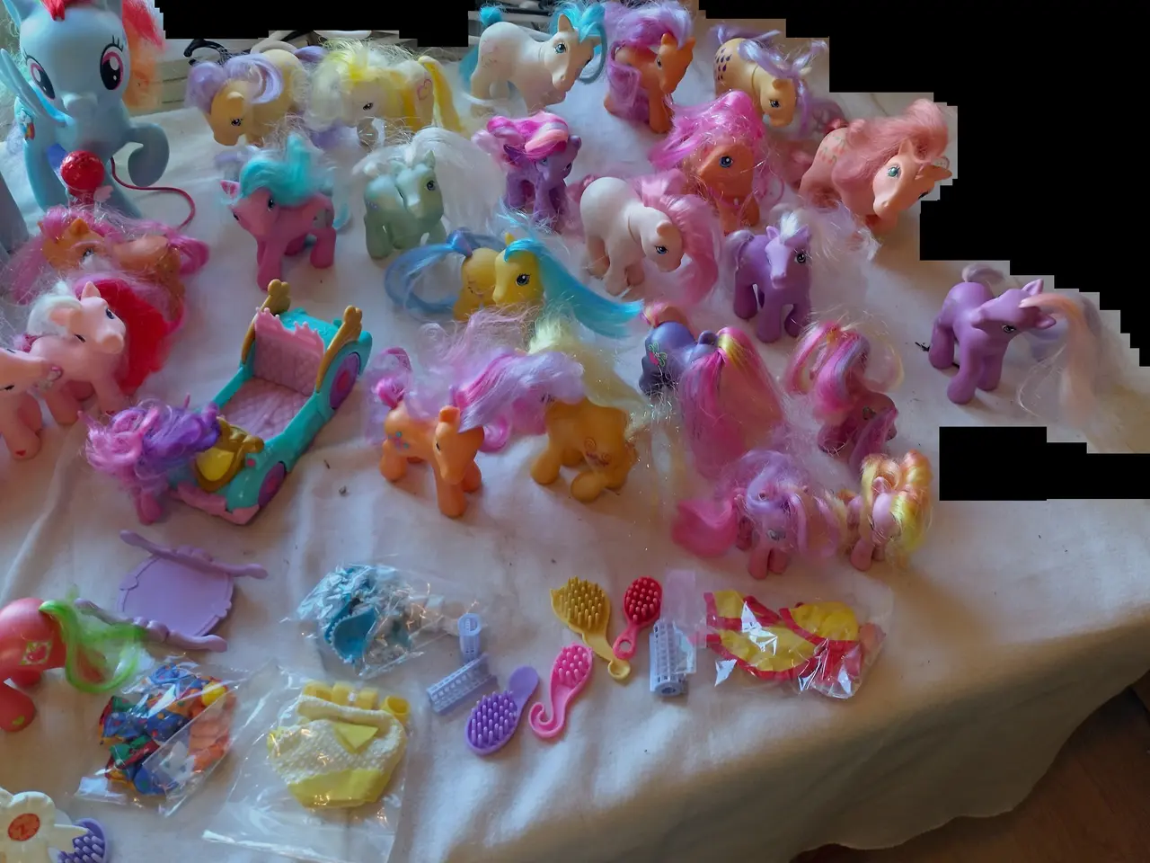 Billede 5 - 46 stk. My Little Pony Inkl. Tilbehør