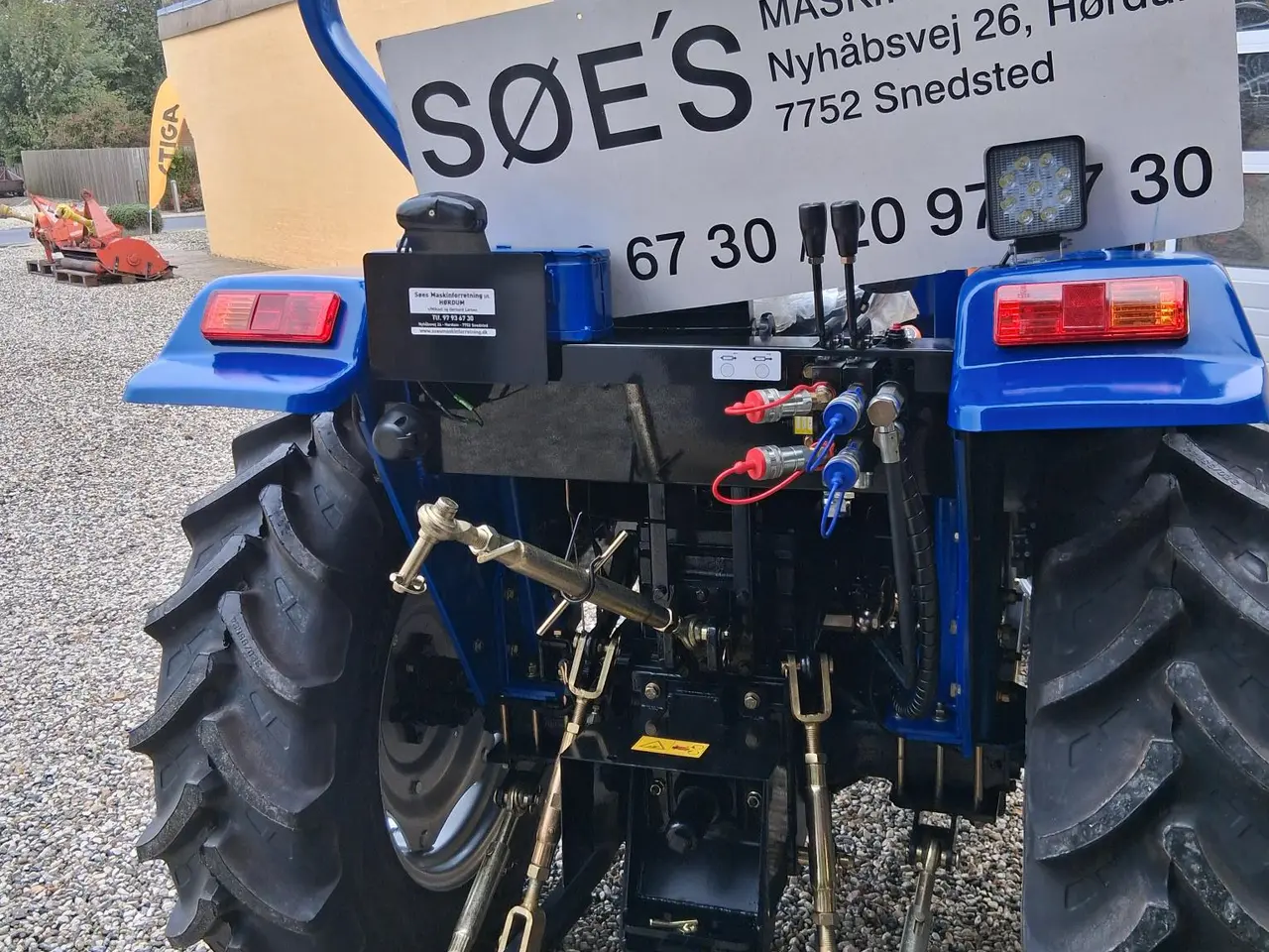 Billede 13 - JINMA 254 E MED FRONTLÆSSER / 3 VENTIL/ STORE DÆK