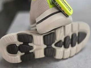 SKECHERS GO WALK 5