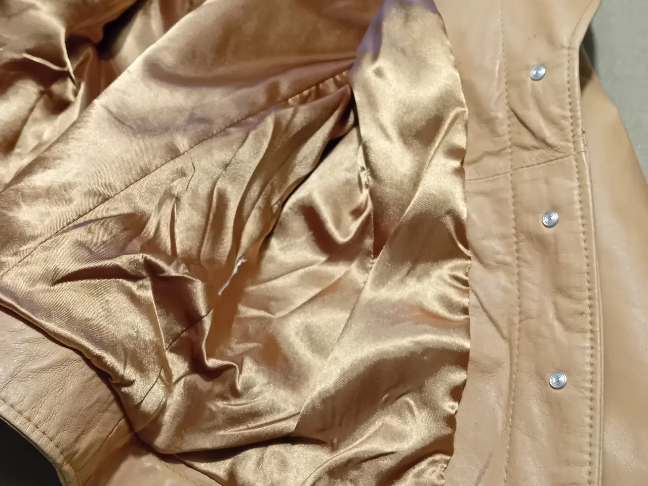 Billede 3 - Lys cognac farvet skindjakke
