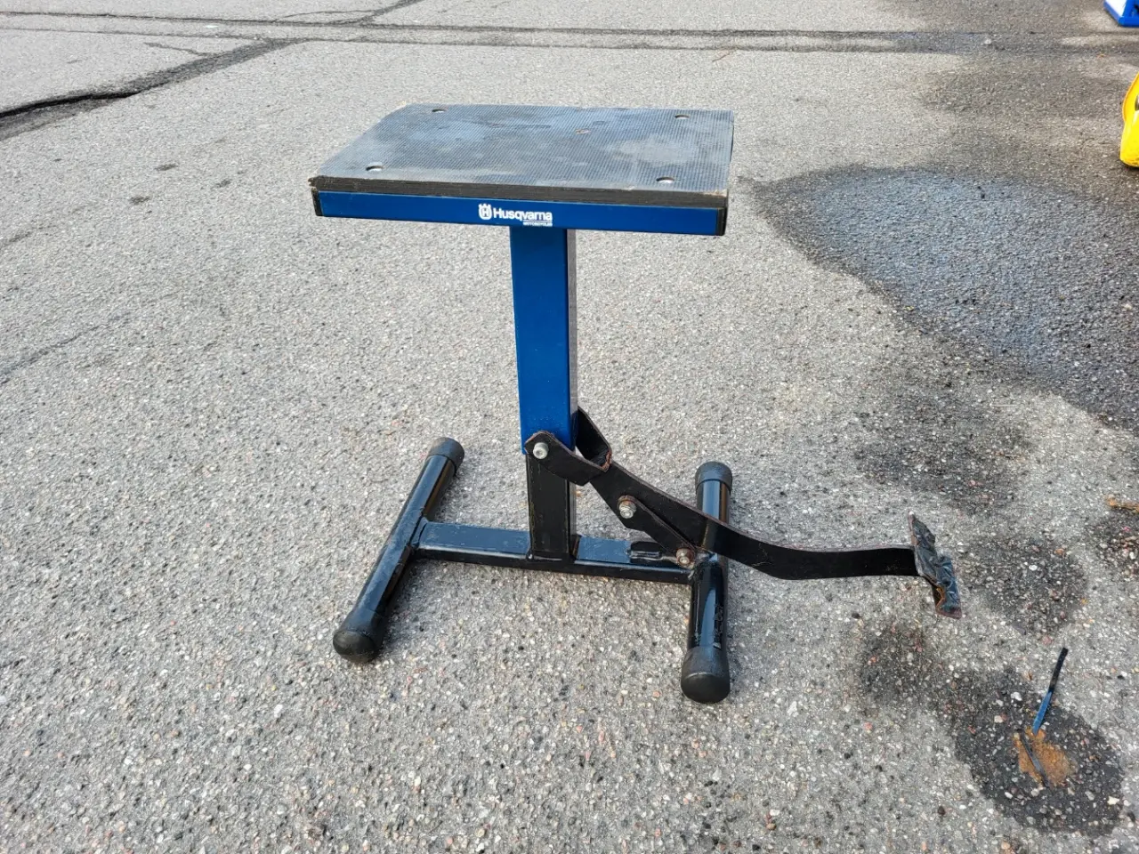 Billede 3 - Stand / skammel fra Husqvarna